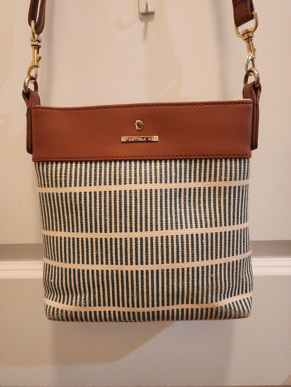 Spartina 449 Tan Leather & Navy Striped Crossbody